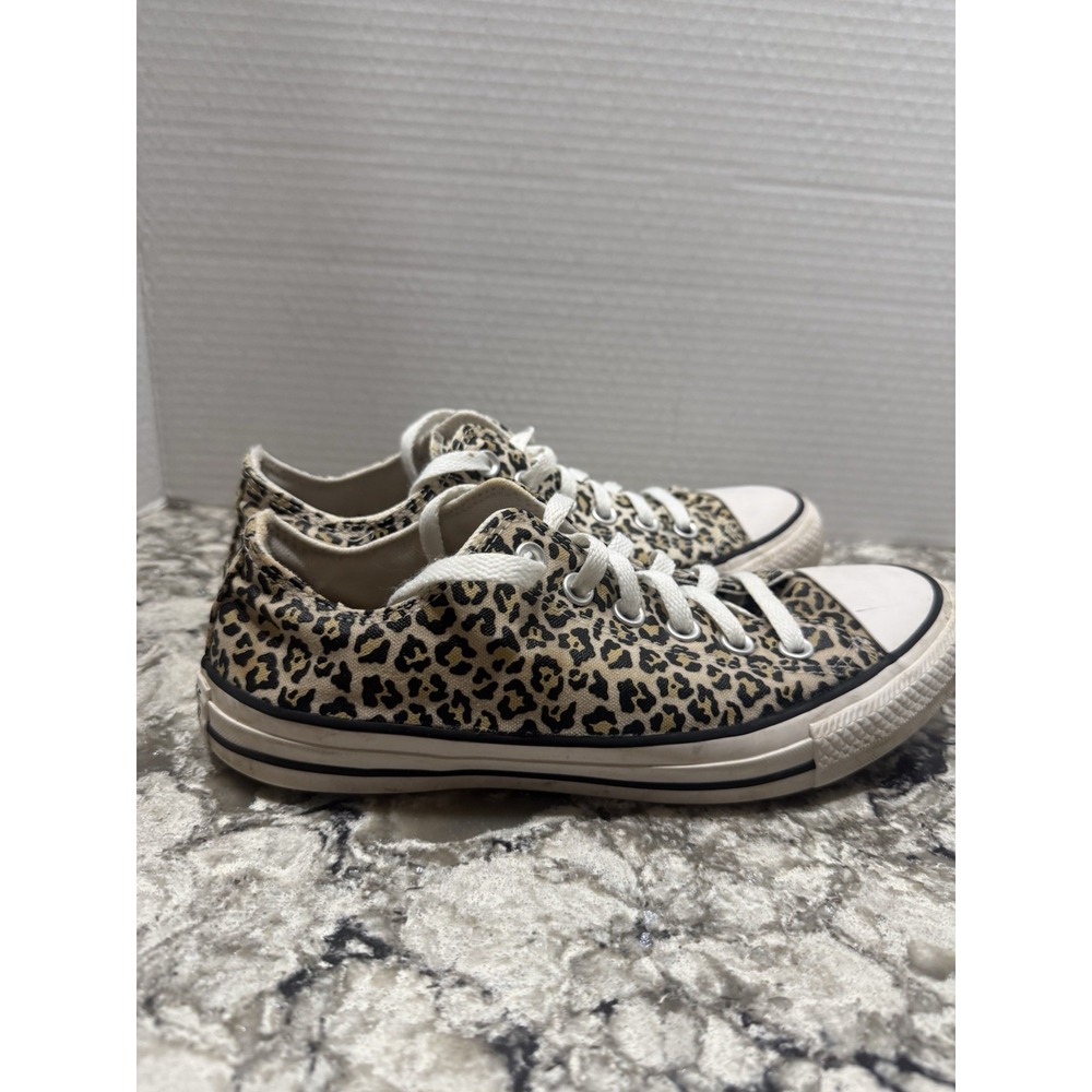 Converse Women's Size 8 Men 6 CTAS Low Top Leopard Print Black
